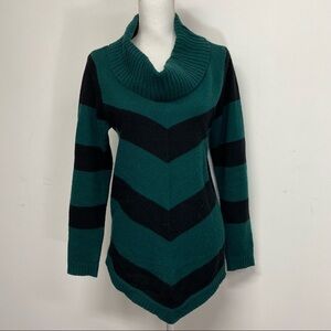 I.N. Studio Green & Black Large Stripe Cowl Neck Asymmetrical Hem Sweater